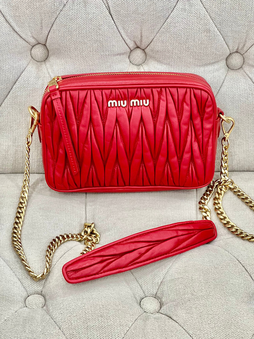 MIU MIU MATELASSÉ NAPPA LEATHER CAMERA CHAIN BAG