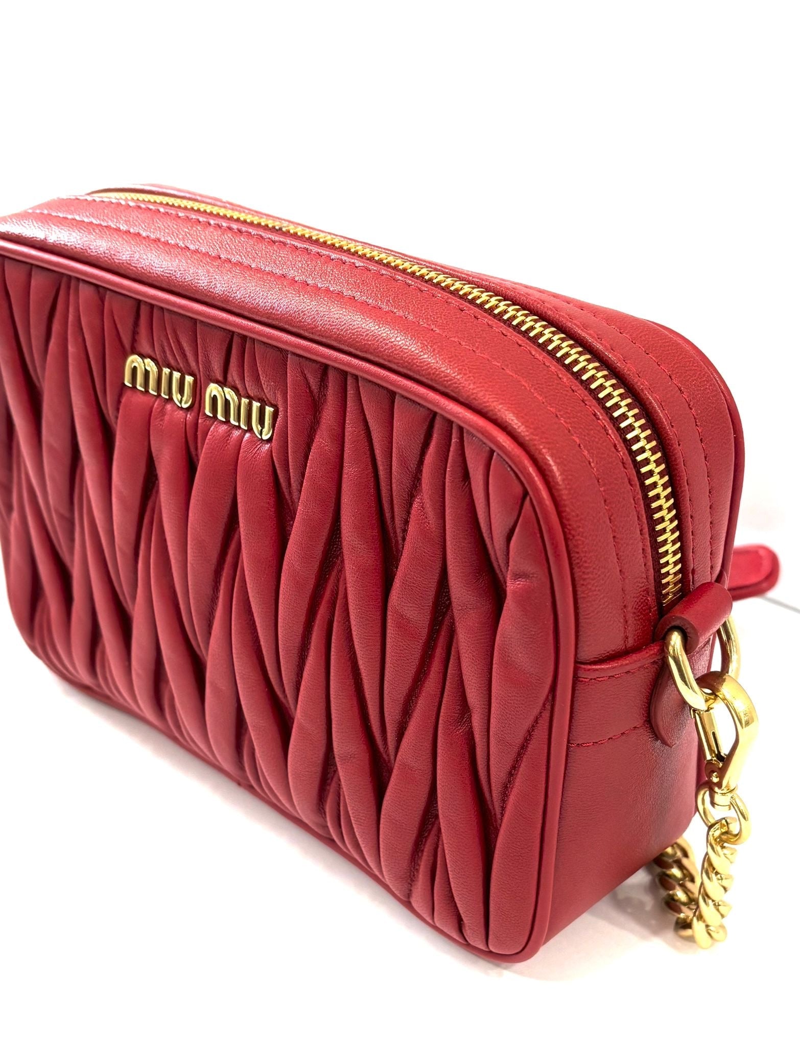 MIU MIU MATELASSÉ NAPPA LEATHER CAMERA CHAIN BAG