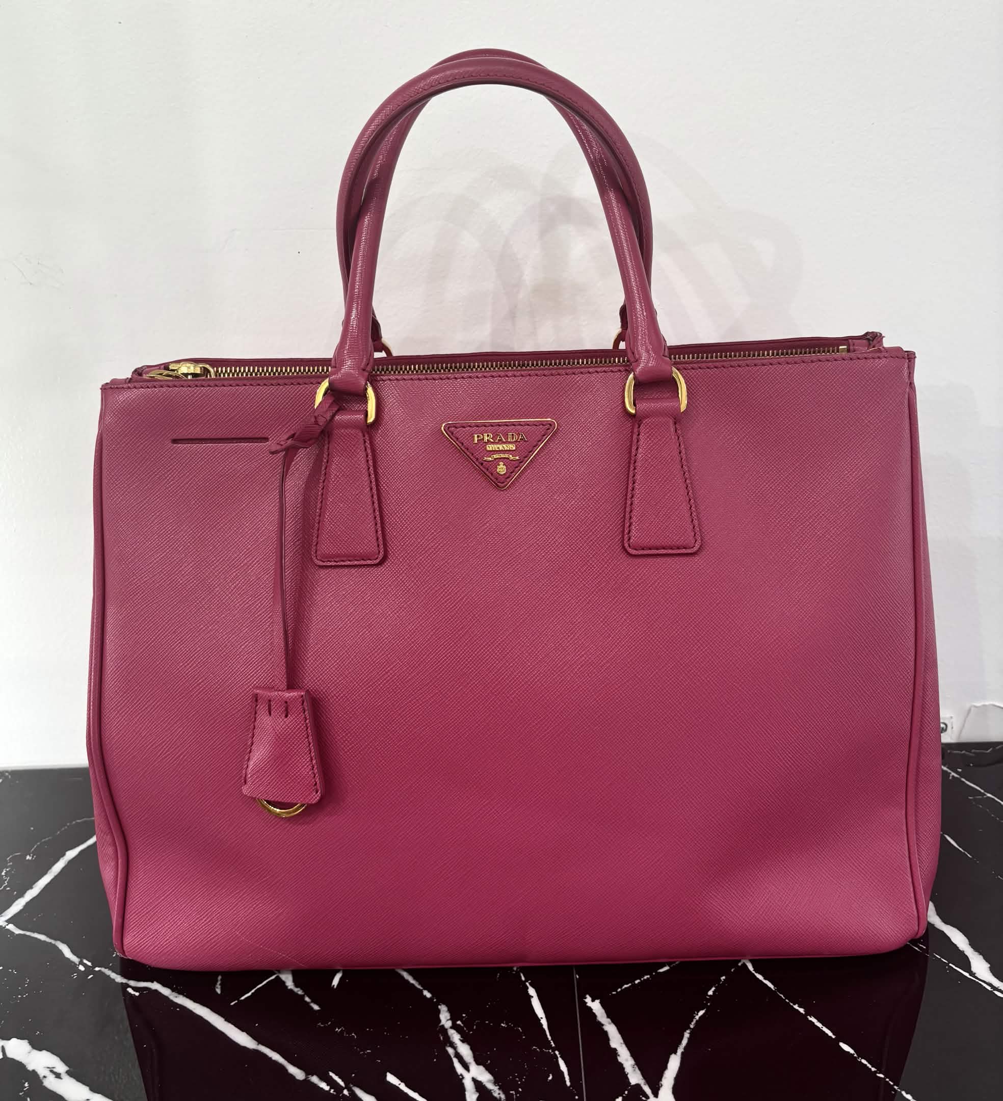 PRADA GALLERIA MEDIUM SAFFIANO LEATHER TOTE BAG