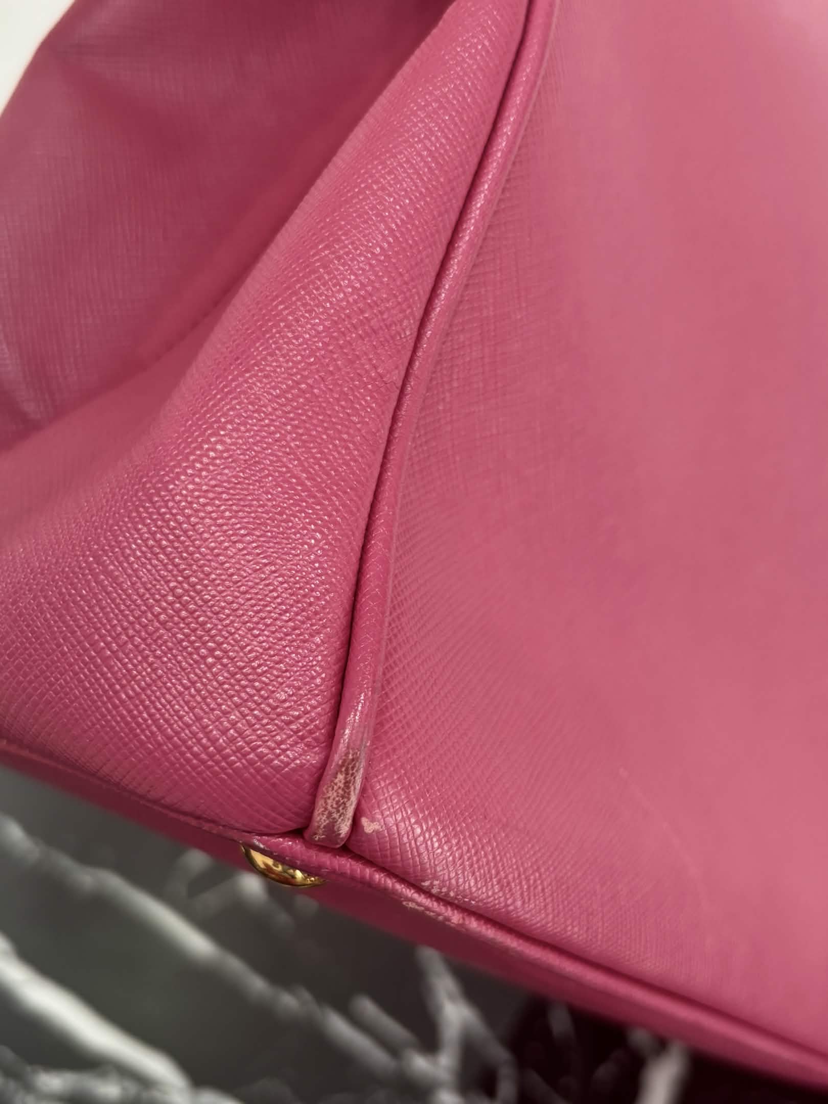 PRADA GALLERIA MEDIUM SAFFIANO LEATHER TOTE BAG