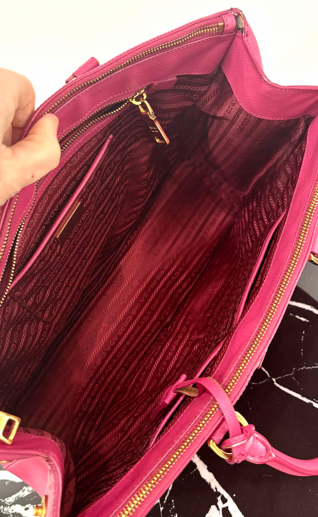 PRADA GALLERIA MEDIUM SAFFIANO LEATHER TOTE BAG