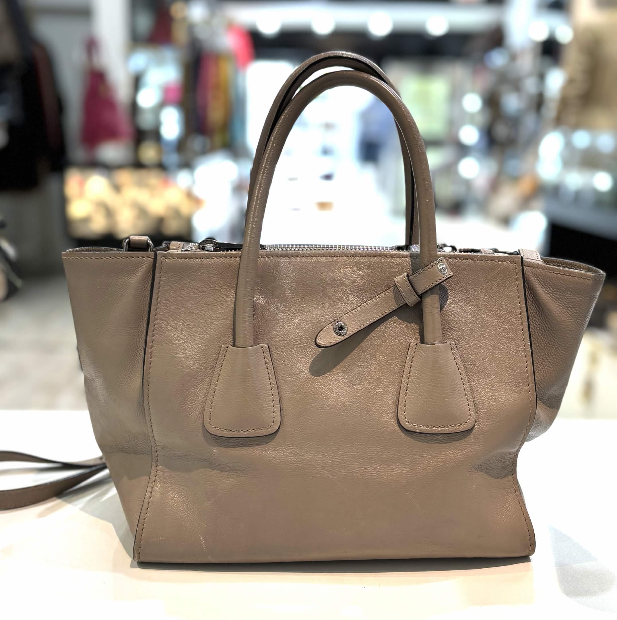 PRADA GLACE LEATHER TWIN POCKET DOUBLE HANDLE TOTE BAG