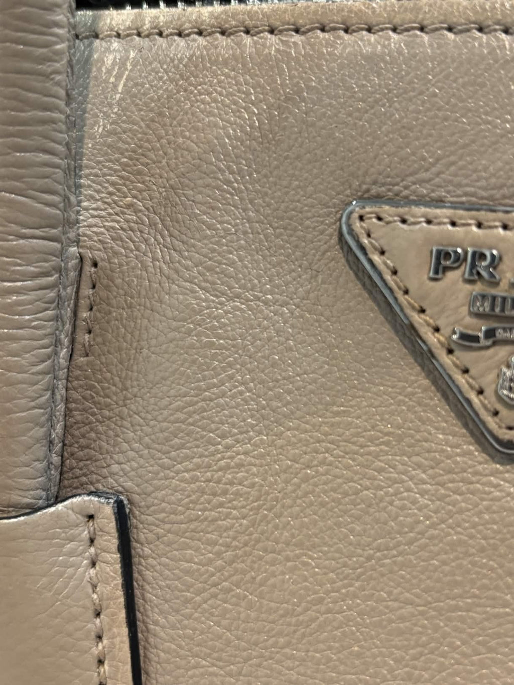 PRADA GLACE LEATHER TWIN POCKET DOUBLE HANDLE TOTE BAG