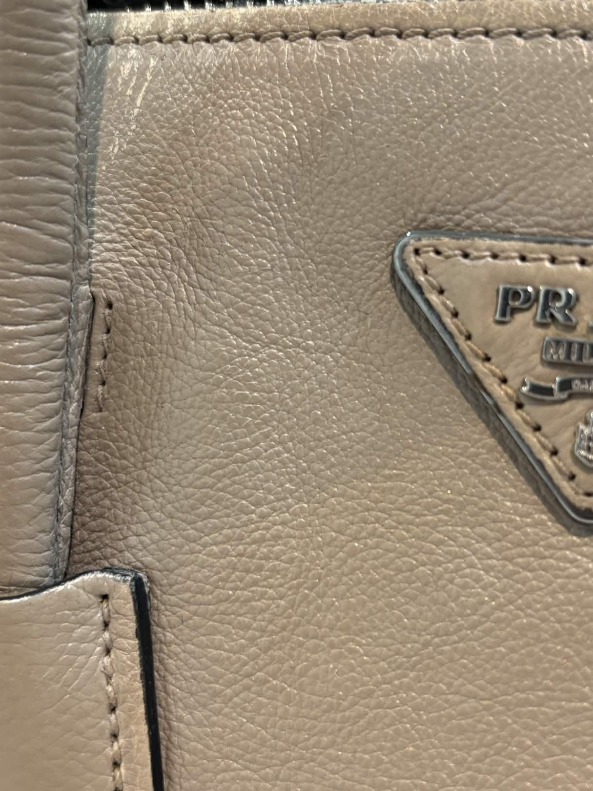 PRADA GLACE LEATHER TWIN POCKET DOUBLE HANDLE TOTE BAG
