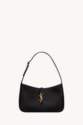 Le 5 À 7 In Smooth Leather