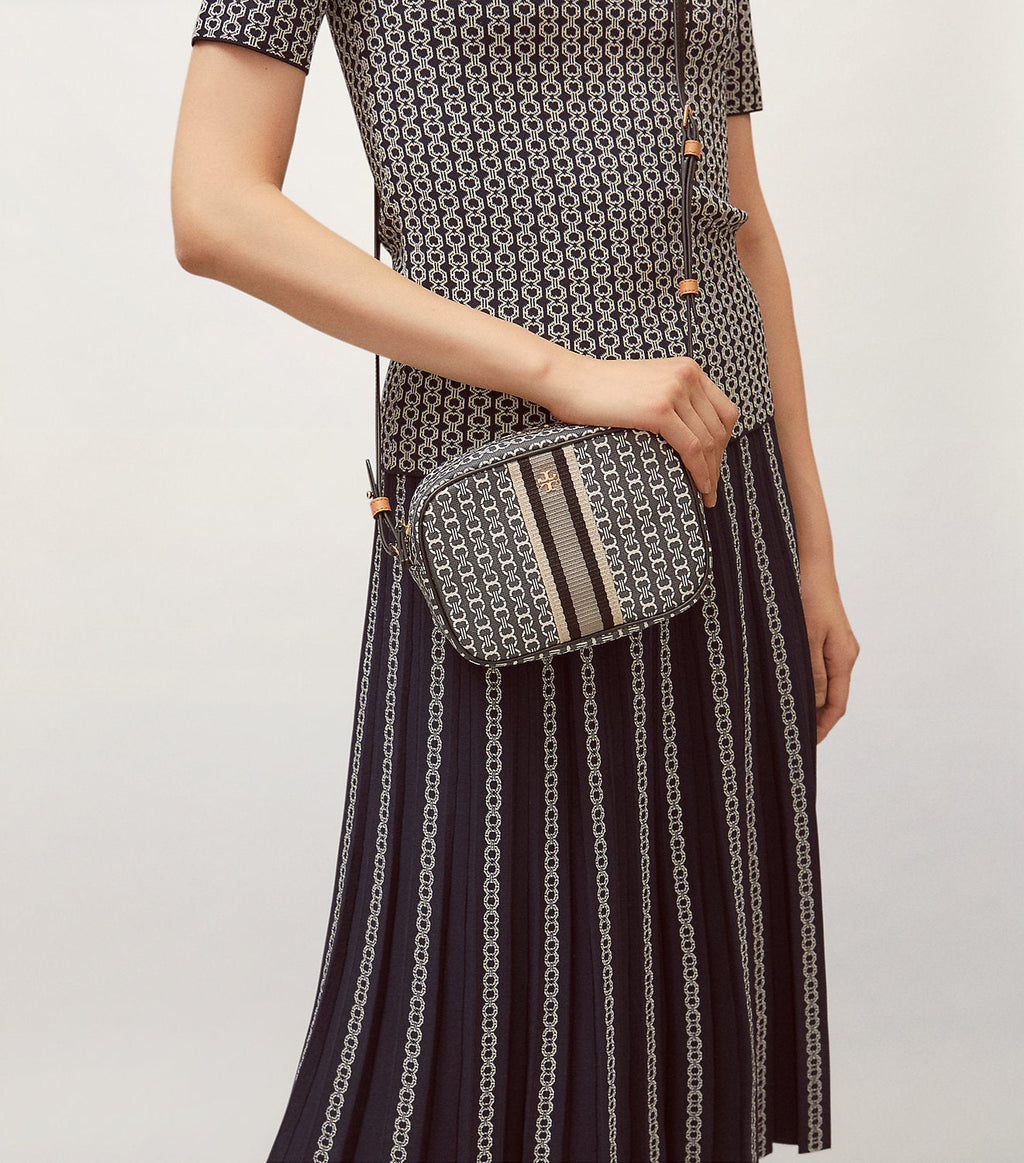 TORY BURCH GEMINI LINK CANVAS SHOULDER BAG