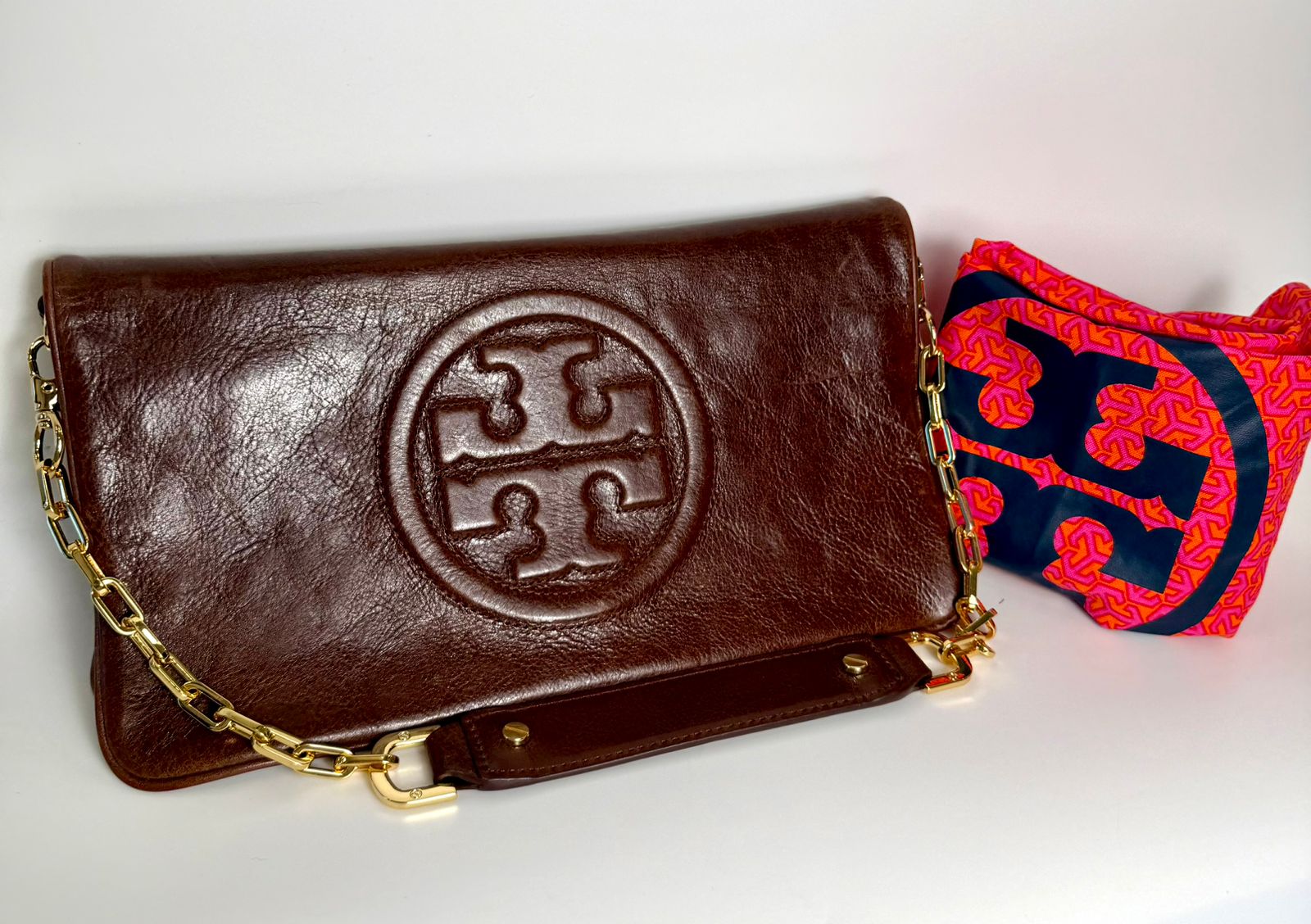 TORY BURCH CALFSKIN LEATHER REVA CLUTCH WITH CHAIN