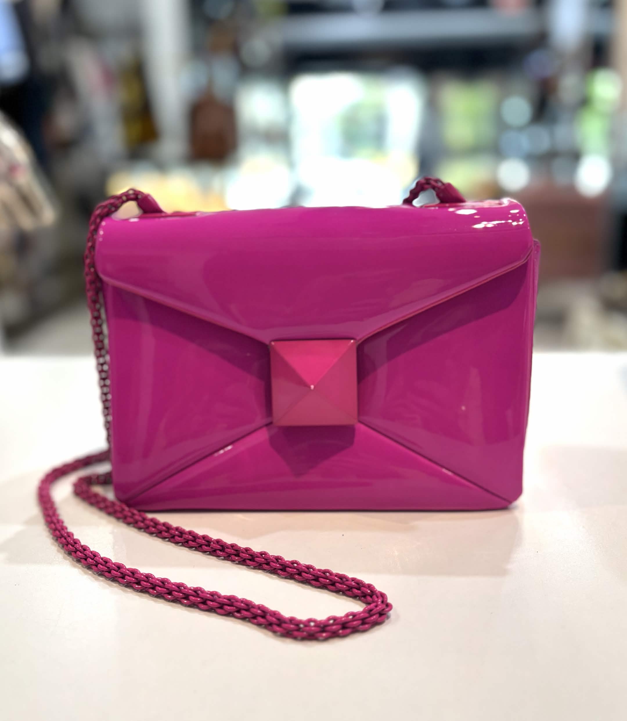 VALENTINO GARAVANI ONE STUD GLOSSY PATENT LEATHER BAG