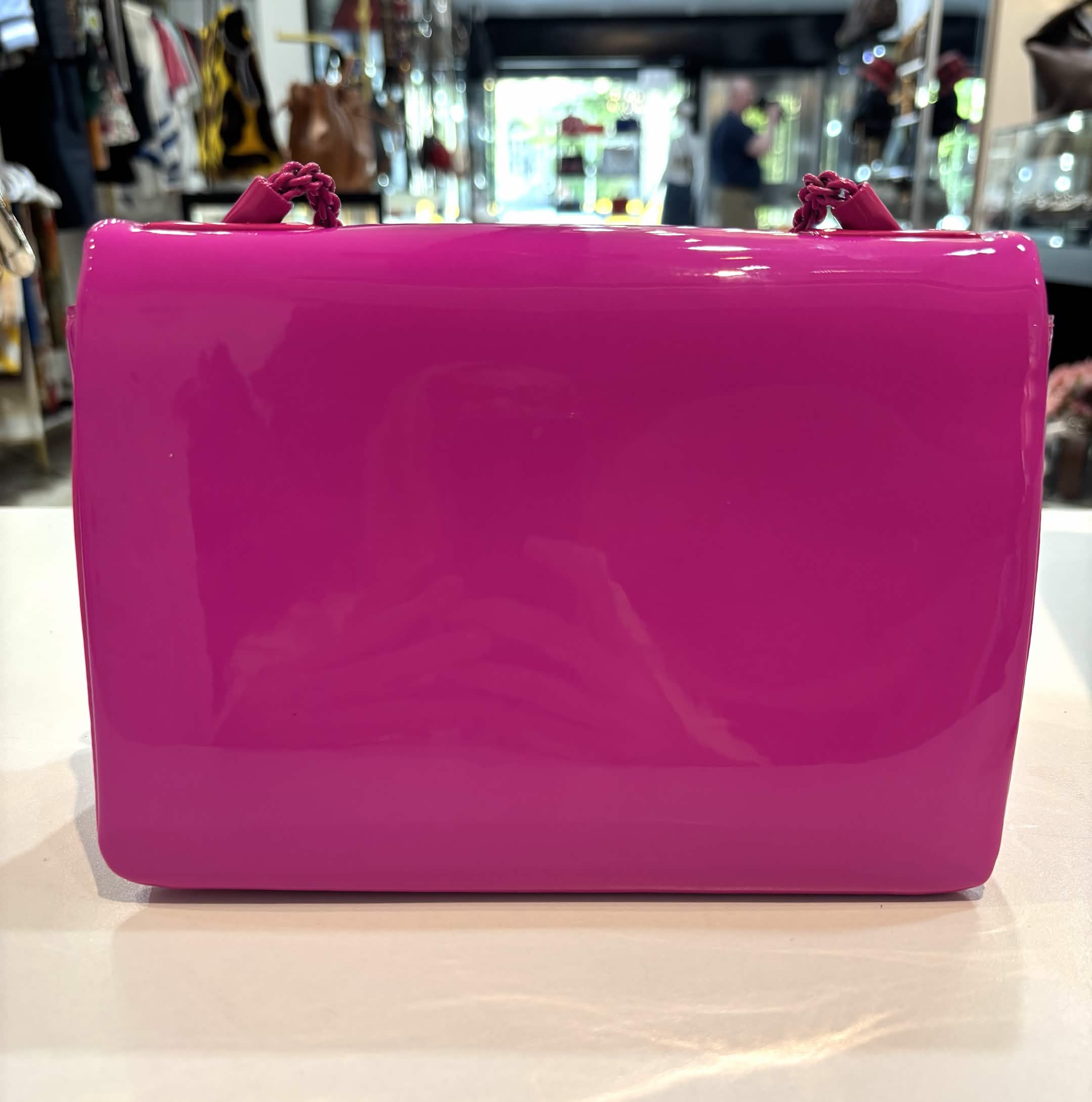 VALENTINO GARAVANI ONE STUD GLOSSY PATENT LEATHER BAG