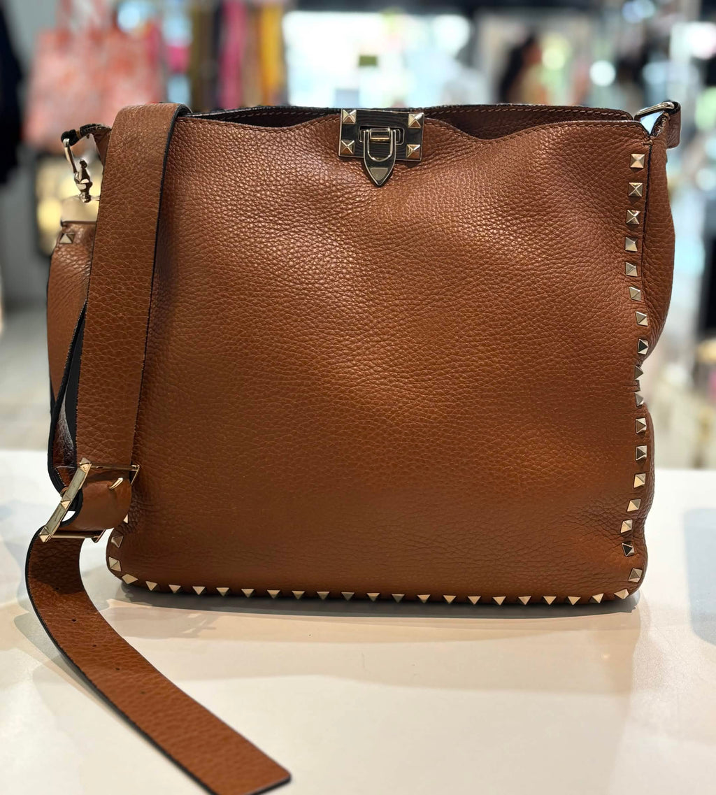 VALENTINO ROCKSTUD PEBBLED CALFSKIN LEATHER CROSSBODY BAG