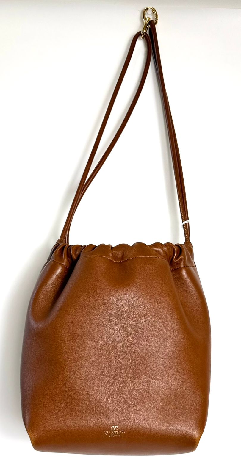 VALENTINO GARAVANI V LOGO CALFSKIN LEATHER DRAWSTRING BAG