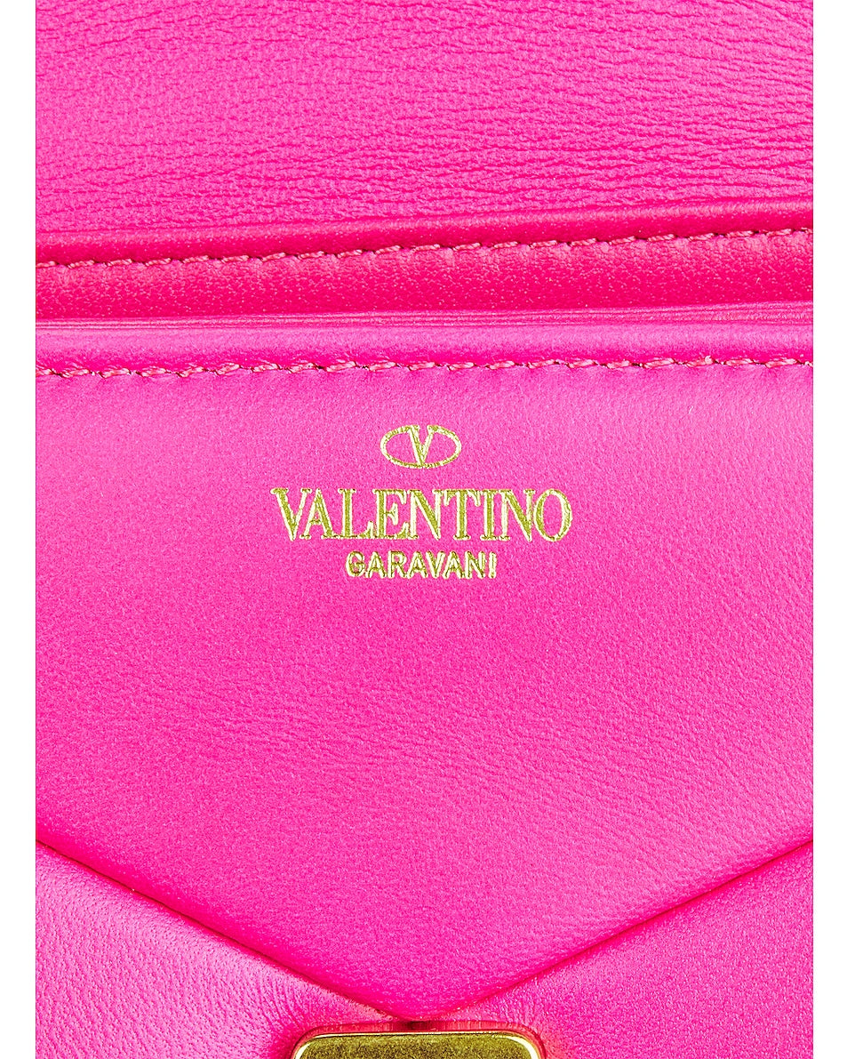 VALENTINO GARAVANI ONE STUD GLOSSY PATENT LEATHER BAG
