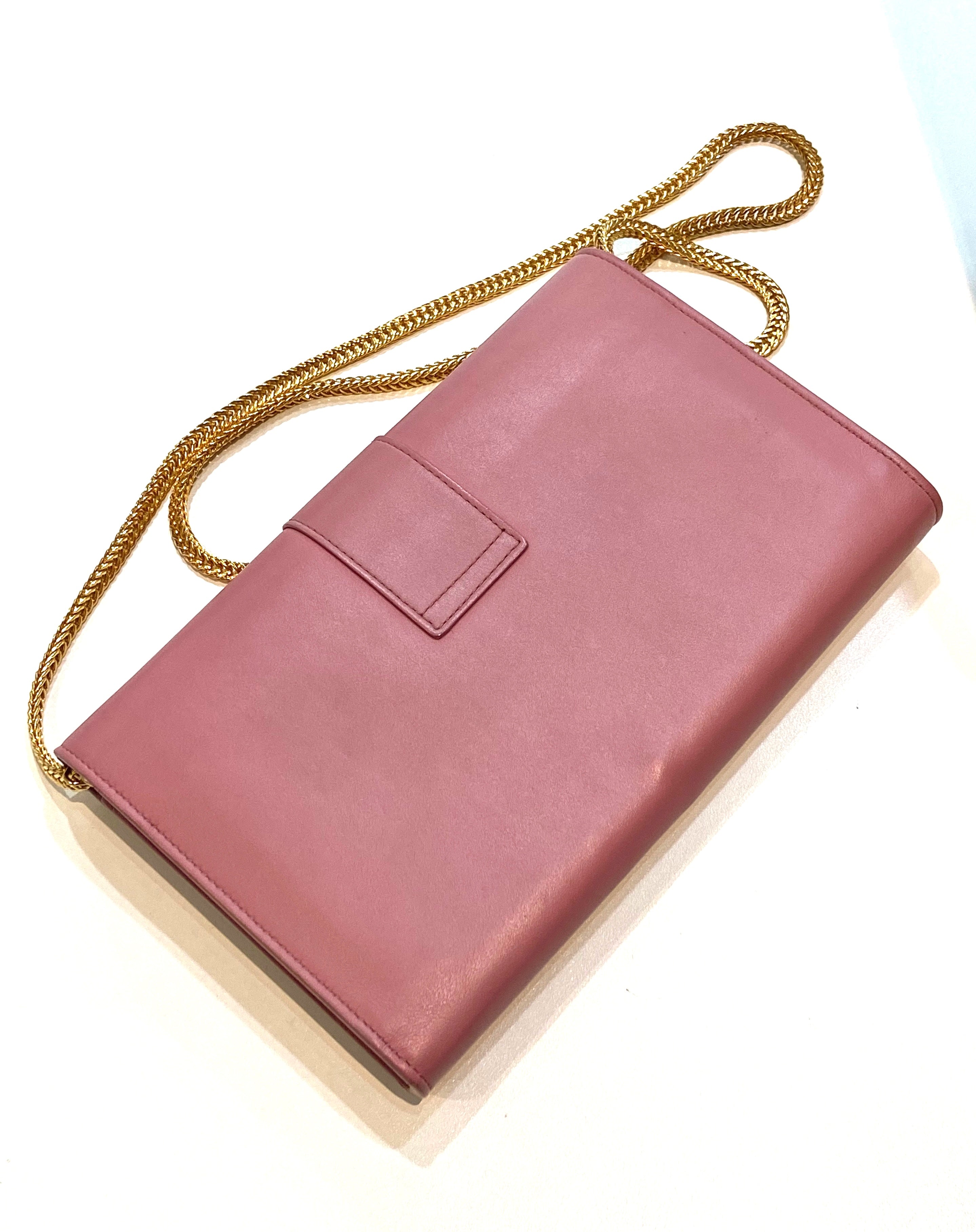 YSL CALFSKIN LEATHER CLASSIC Y LIGNE CHAIN WALLET