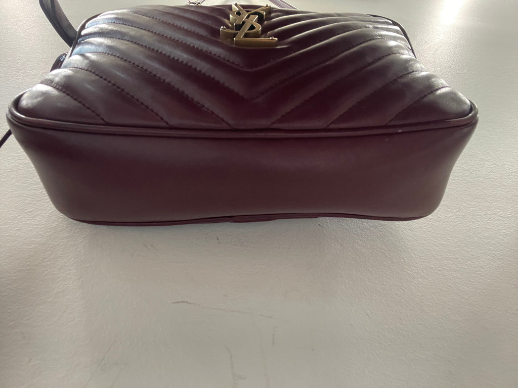 YSL CALFSKIN MATELASSE MONOGRAM MED LOU CAMERA BAG