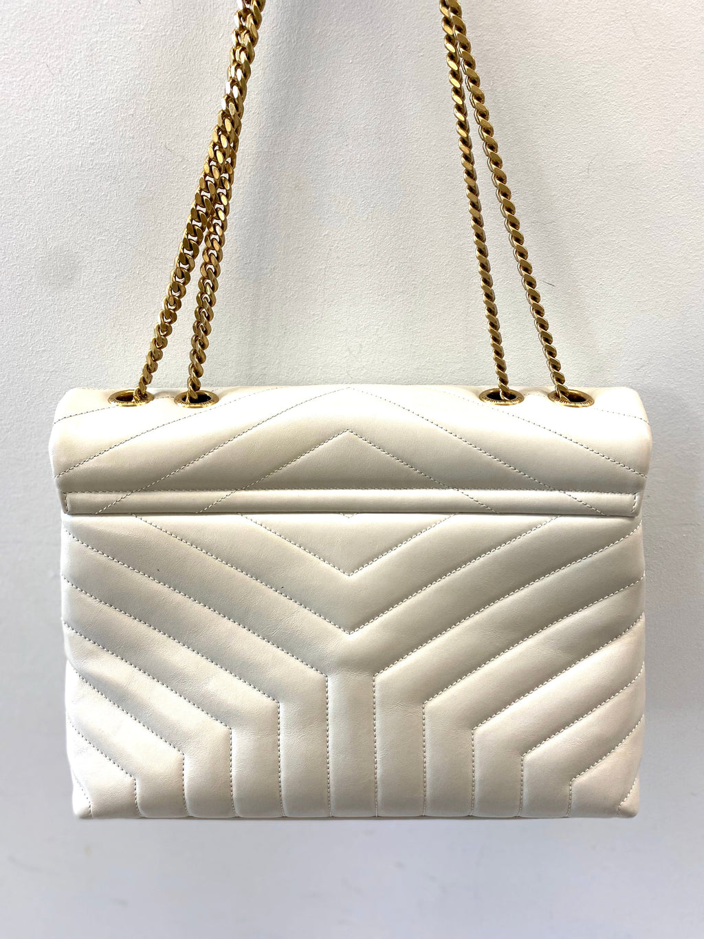 YSL LOULOU MATELASSE CHEVRON MEDIUM LEATHER BAG