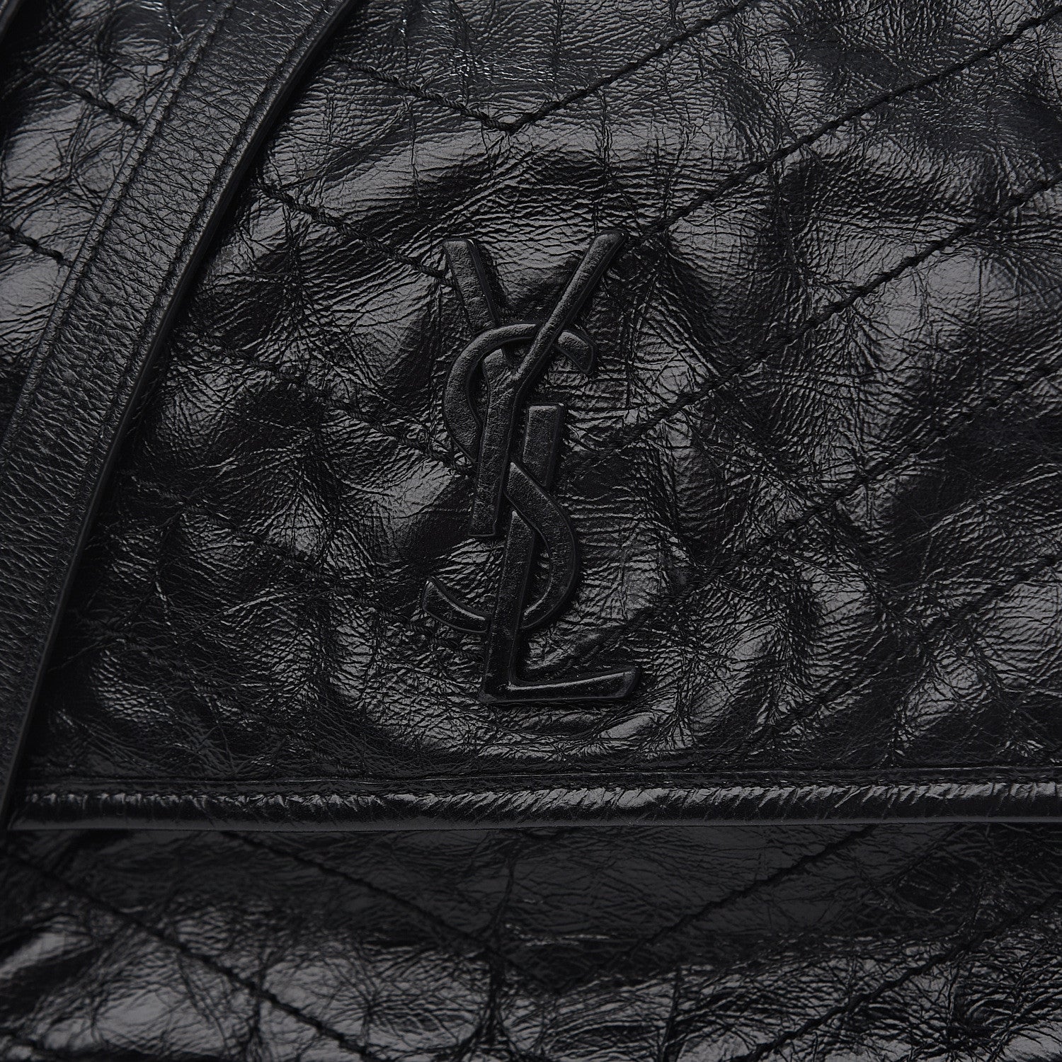 YSL CRINKLED LEATHER MEDIUM NIKI SHOULDER BAG