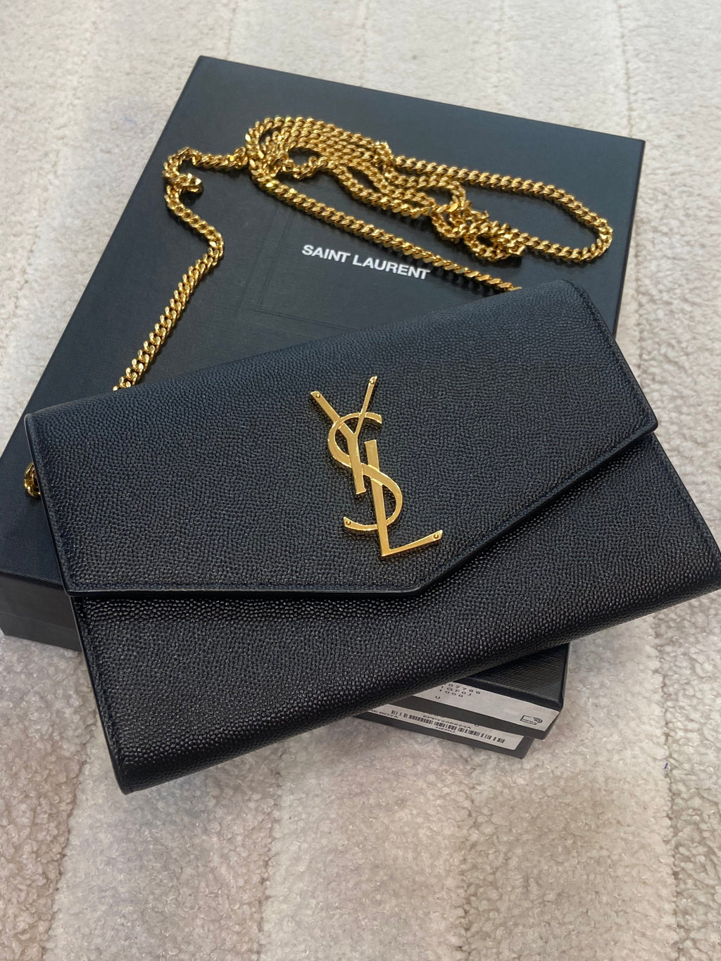 YSL GRAIN DE POUDRE LEATHER UPTOWN WALLET ON CHAIN