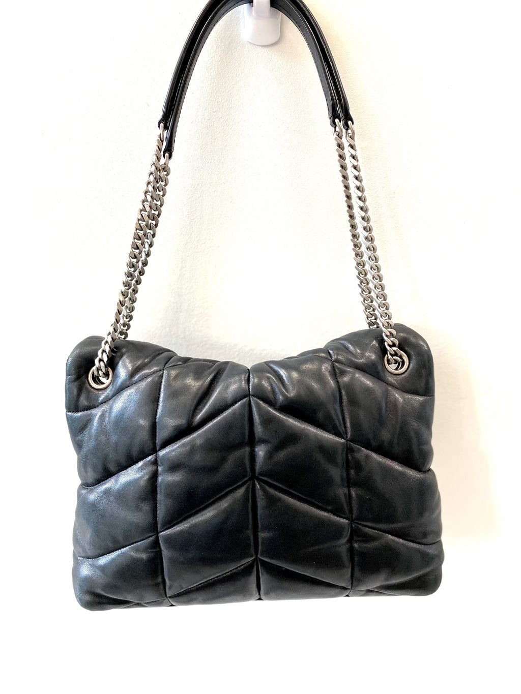 YSL PUFFER LOULOU MEDIUM CHAIN BAG IN QUILTED LAMBSKIN