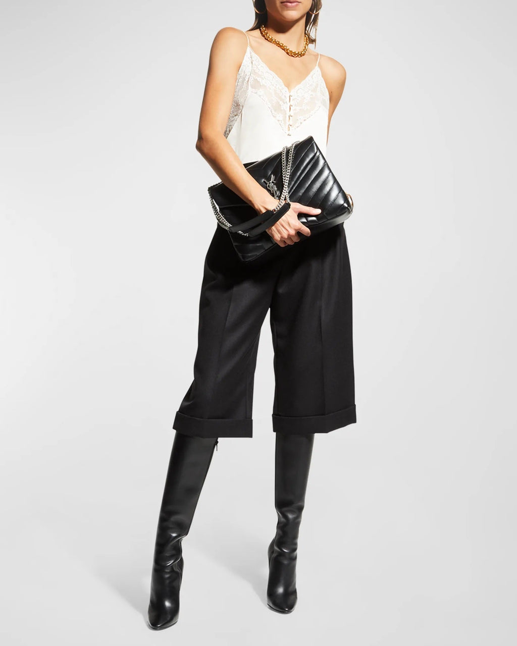 YSL MEDIUM LOULOU MATELASSE LEATHER SHOULDER BAG
