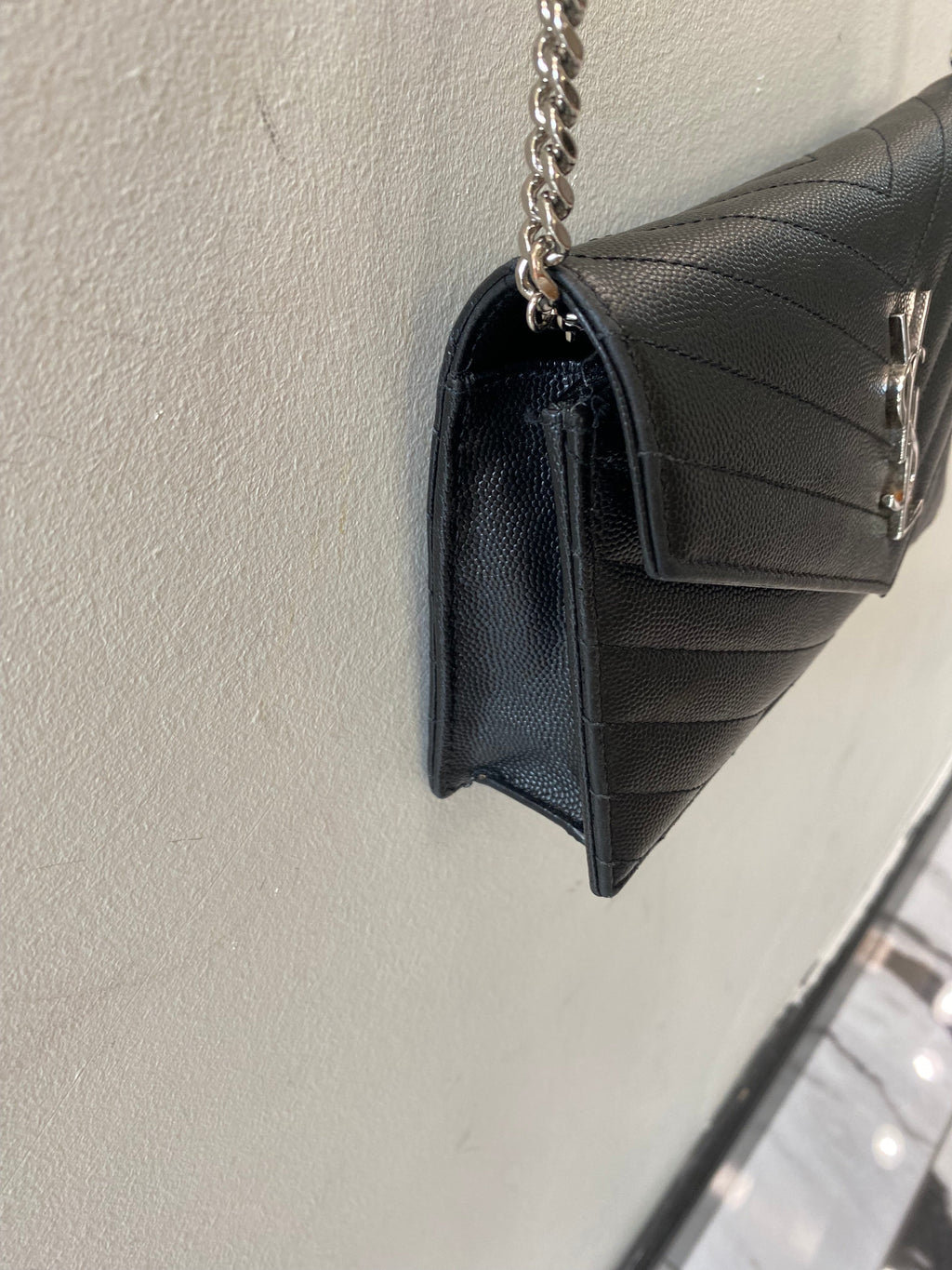 YSL MONOGRAM GRAIN DE POUDRE WALLET ON CHAIN