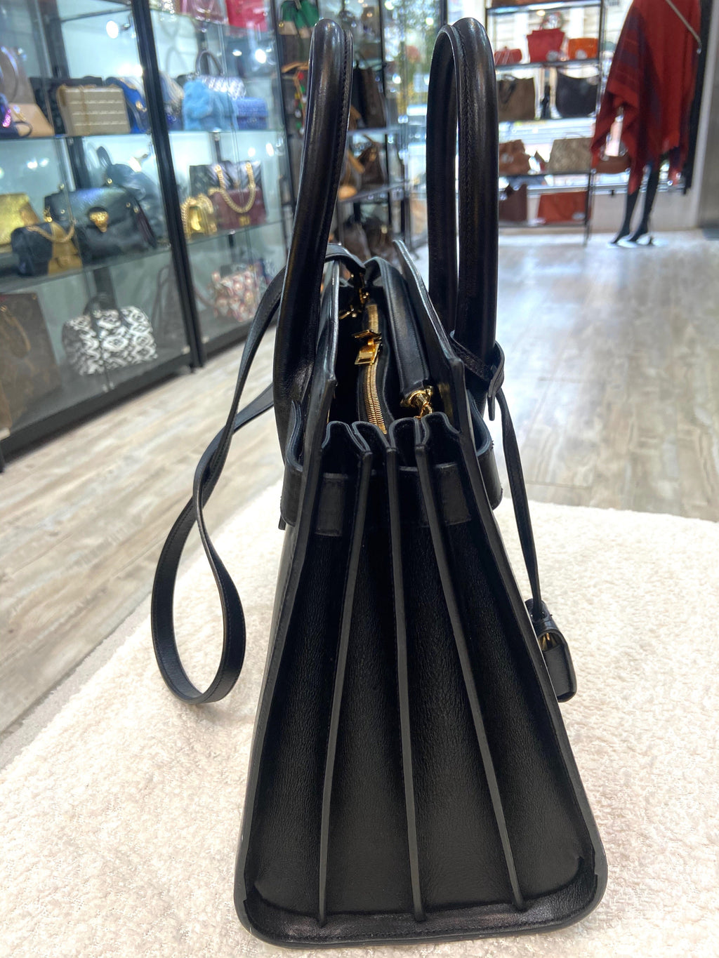 SAINT LAURENT SAC DE JOUR SMALL BAG