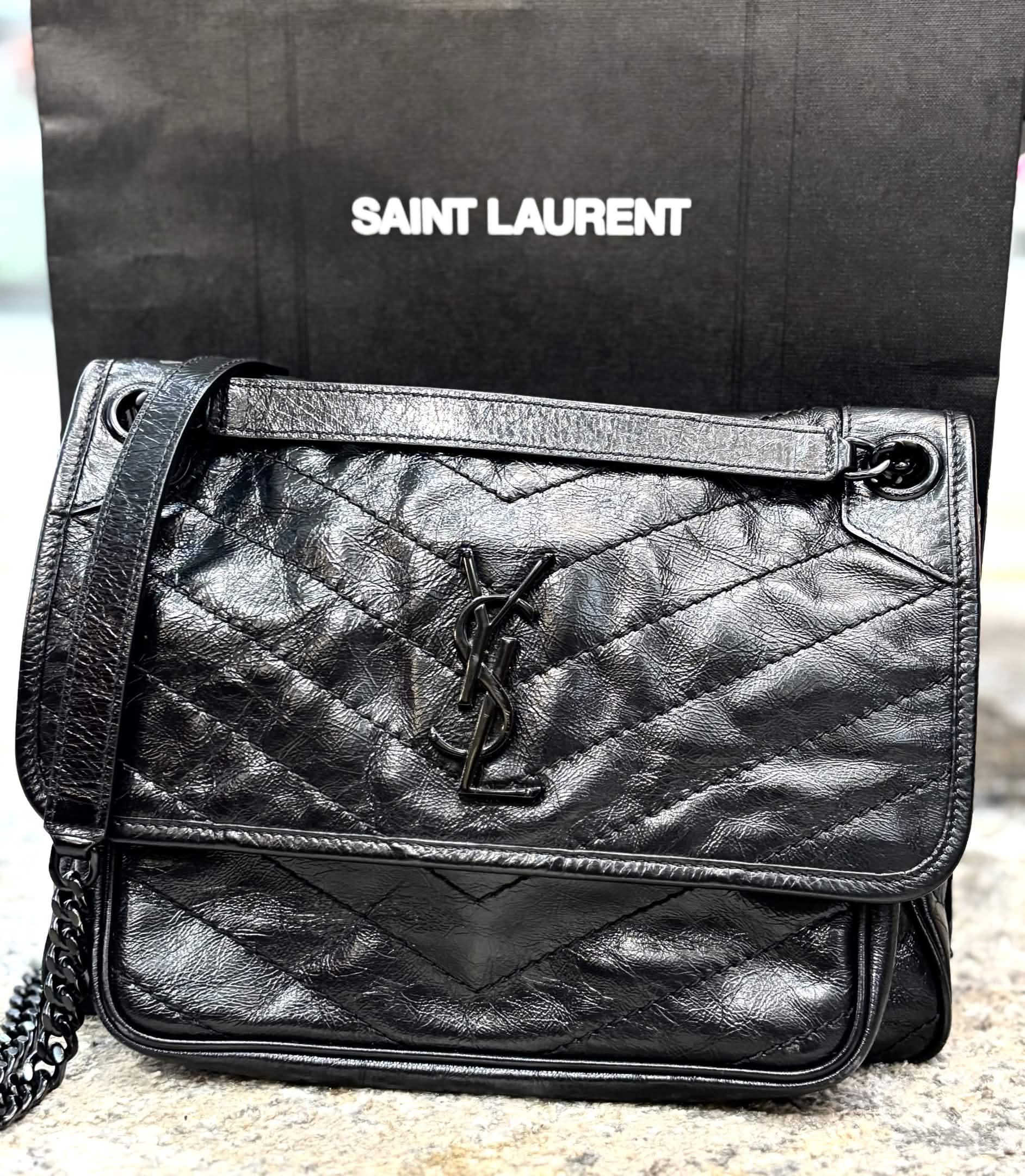 YSL NIKI CRINKLED LEATHER MEDIUM FLAP SHOULDER BAG