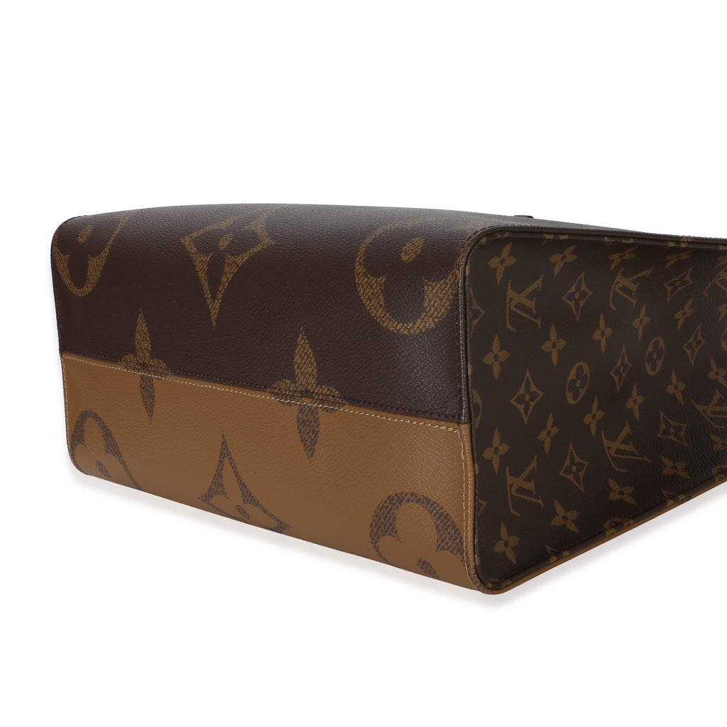 Reverse Monogram Canvas Onthego MM