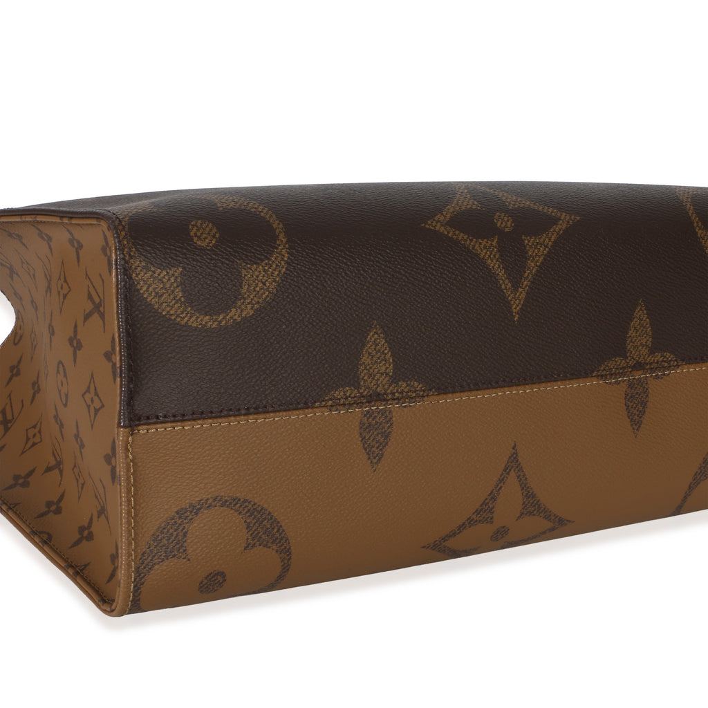 Reverse Monogram Canvas Onthego MM
