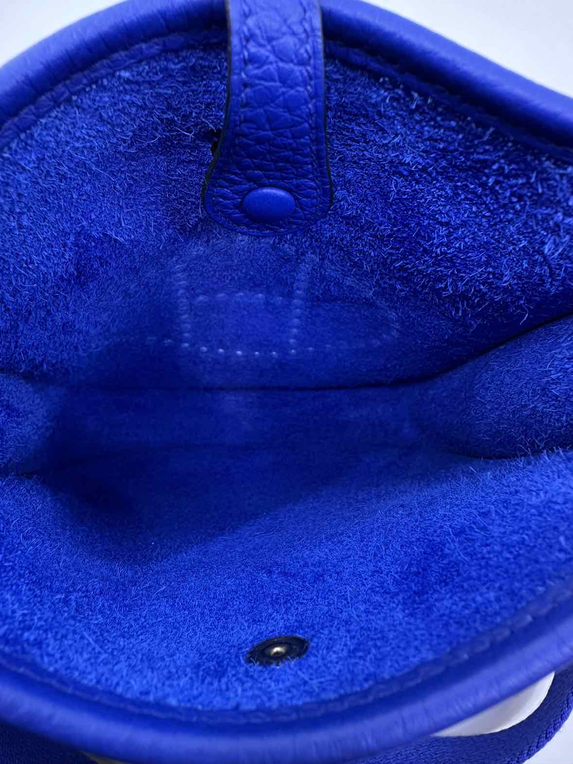 HERMES Evelyne 16 Electric Blue Pebbled Leather Solid Handbag