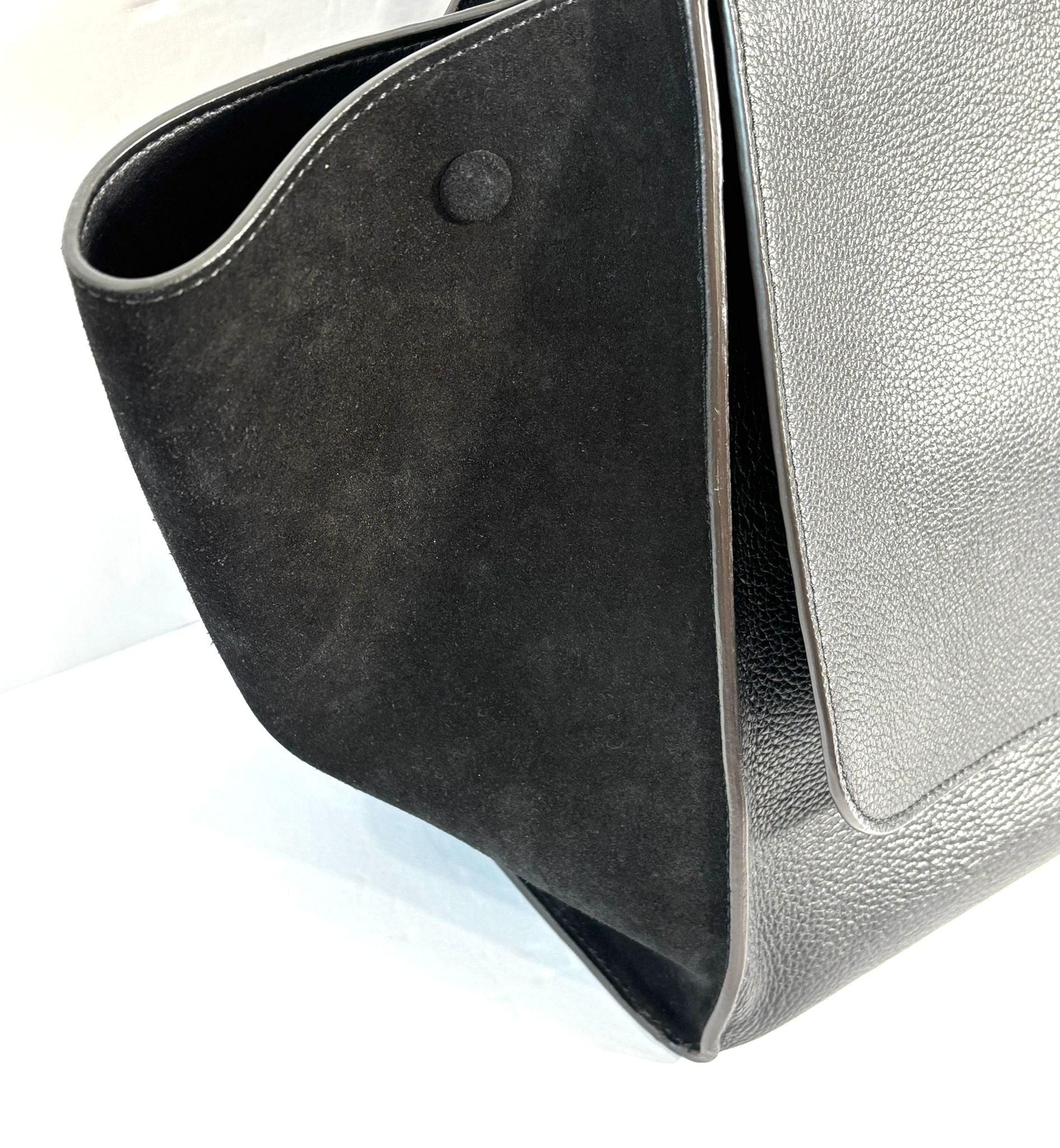 CÉLINE DRUMMED CALFSKIN SUEDE TRAPEZE MEDIUM SHOULDER BAG