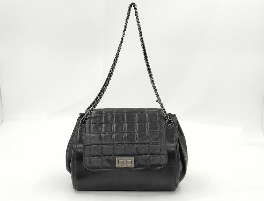 Chanel Vintage Reissue Square Flap Bag Leather Black Leather Shoulder Bag Bag (Pre-Owned)