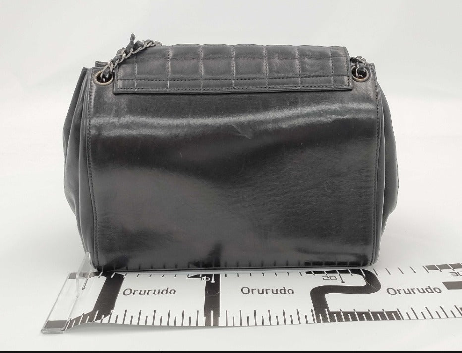 Chanel Vintage Reissue Square Flap Bag Leather Black Leather Shoulder Bag Bag (Pre-Owned)