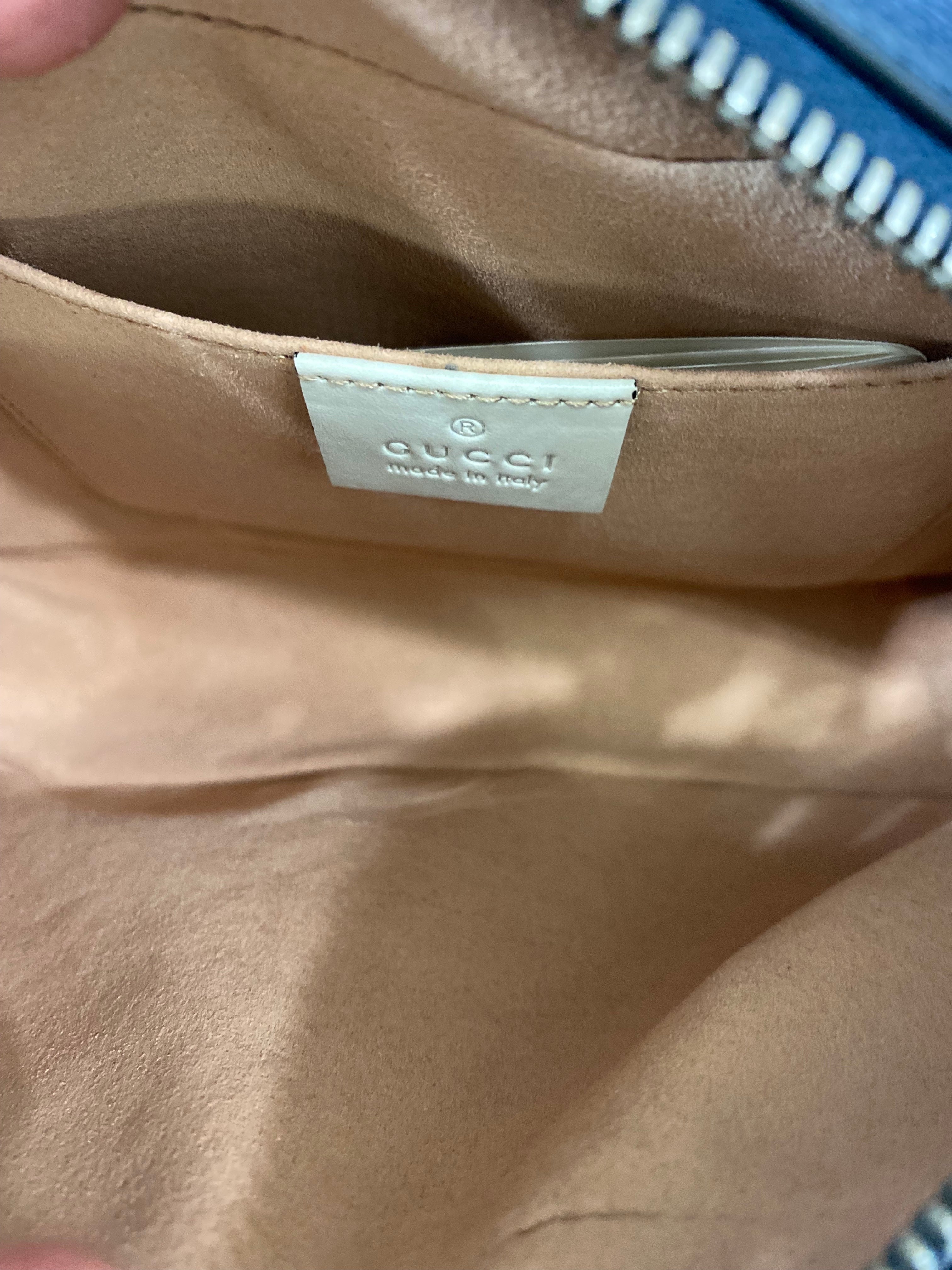 GUCCI GG MARMONT LEATHER SMALL SHOULDER BAG