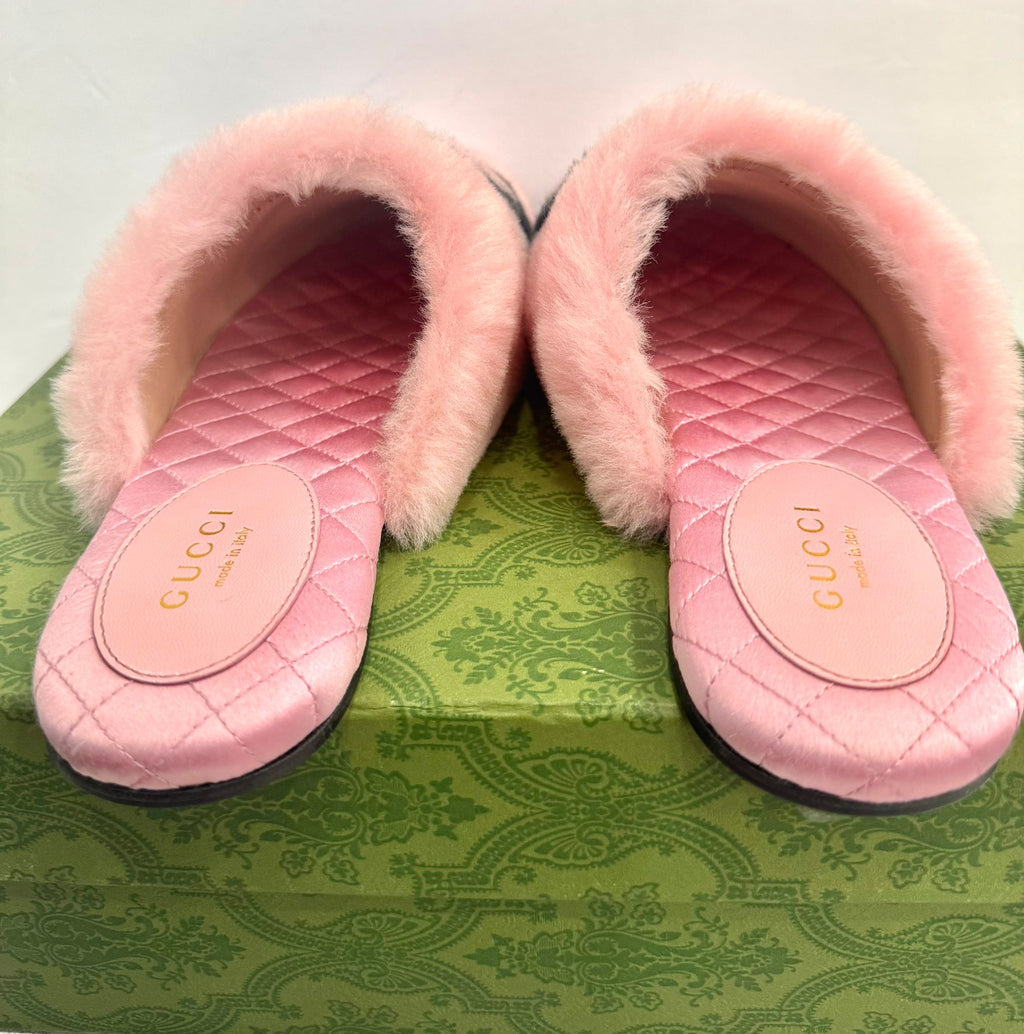 GUCCI GG LOGO SLIPPERS