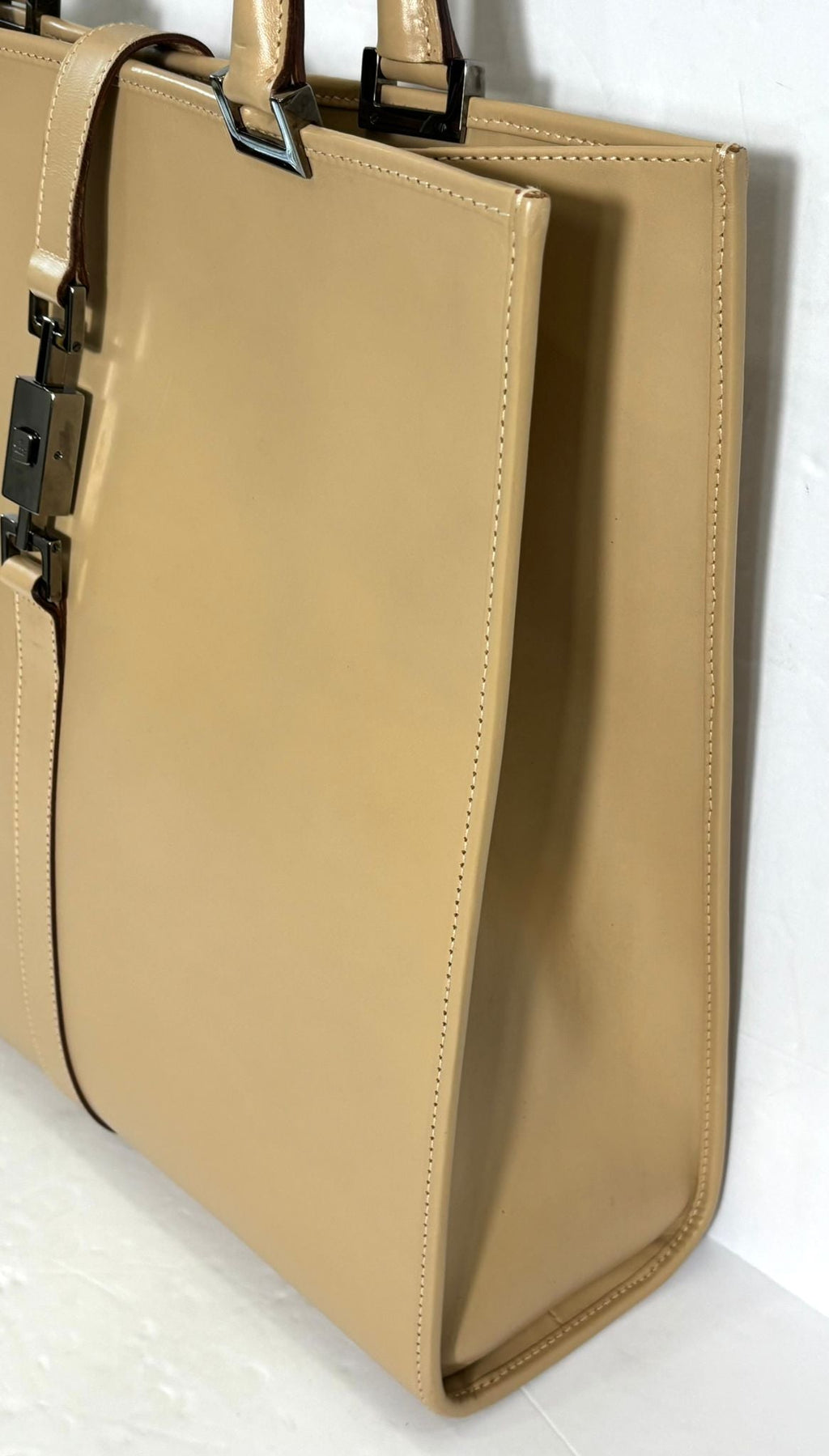 GUCCI PISTON LOCK JACKIE VINTAGE CALFSKIN TOTE BAG