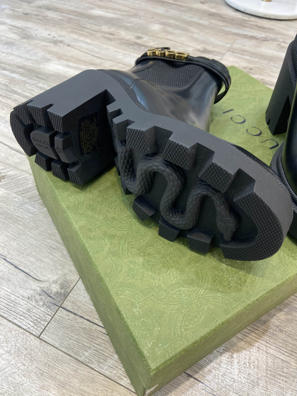 GUCCI LEATHER LOGO BOOTIES