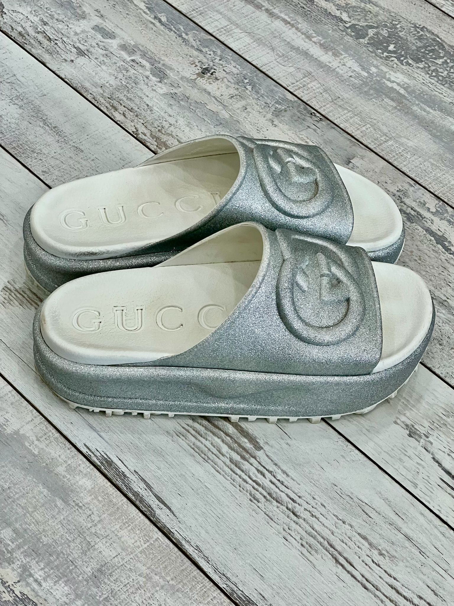 GUCCI WOMENS GLITTER INTERLOCKING G PLATFORM SLIDE SANDALS