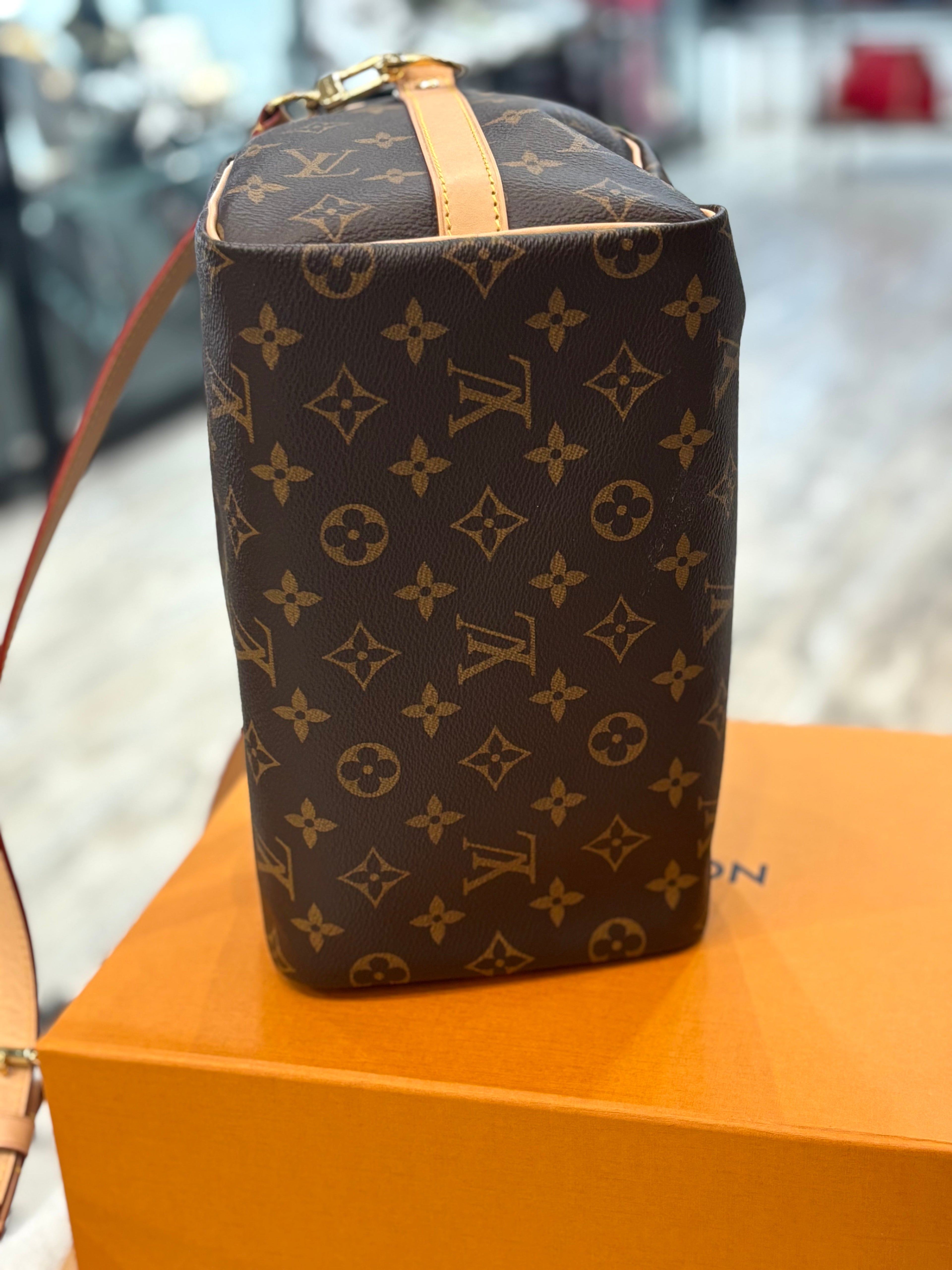 LOUIS VUITTON MONOGRAM SPEEDY 25 BANDOULIÈRE HANDBAG