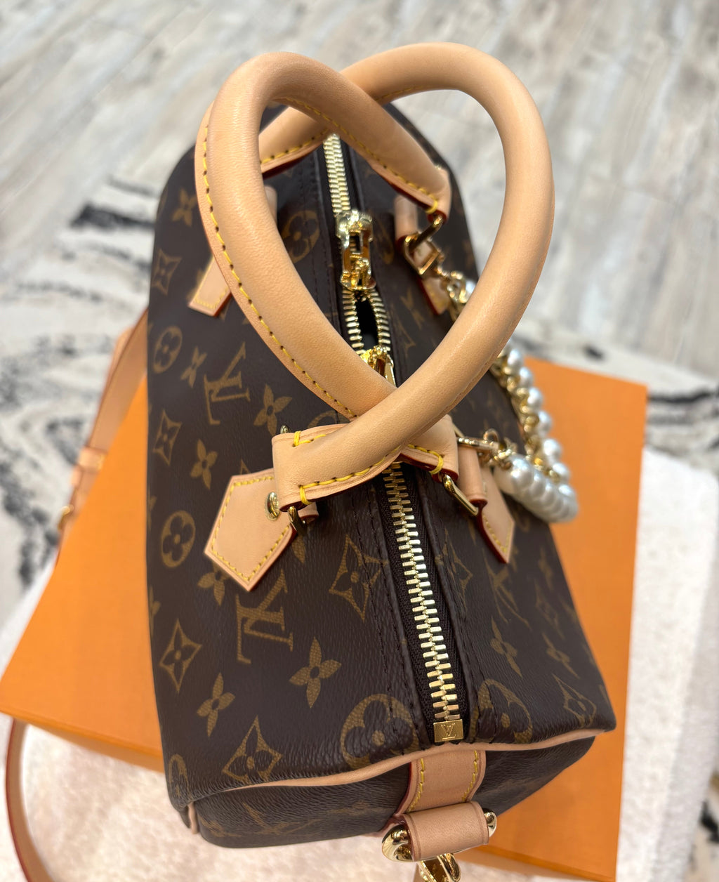 LOUIS VUITTON MONOGRAM SPEEDY 25 BANDOULIÈRE HANDBAG