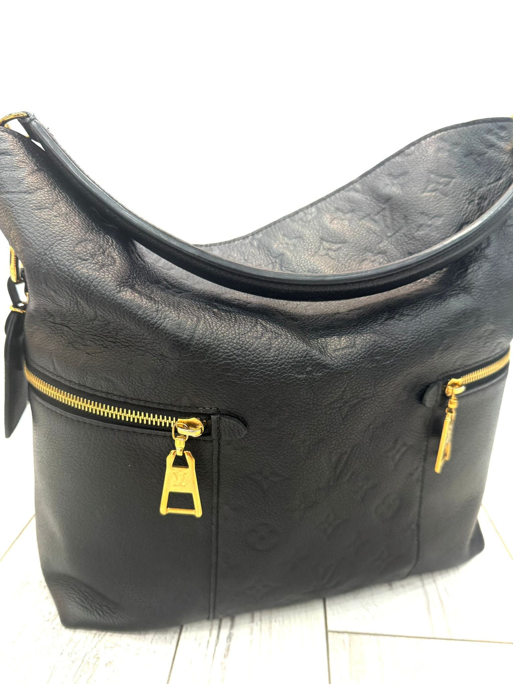 LOUIS VUITTON LV MONOGRAM EMPERINTE LEATHER MELIE SHOULDER BAG