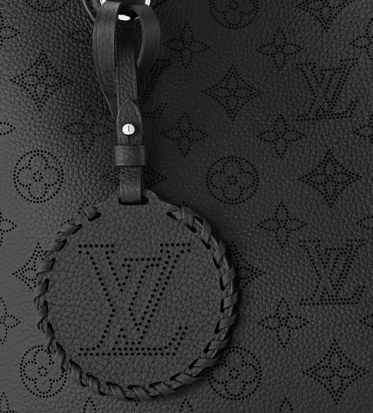 LOUIS VUITTON BLOSSOM MAHINA CALFSKIN LEATHER MM BAG