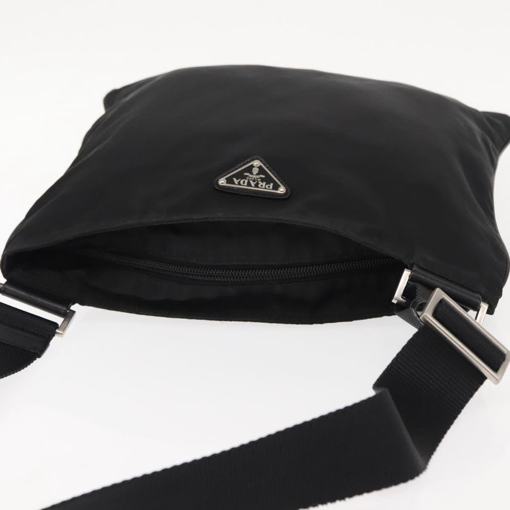 Prada Flat Messenger Bag Tessuto Black Nylon Shoulder Bag Bag (Pre-Owned)
