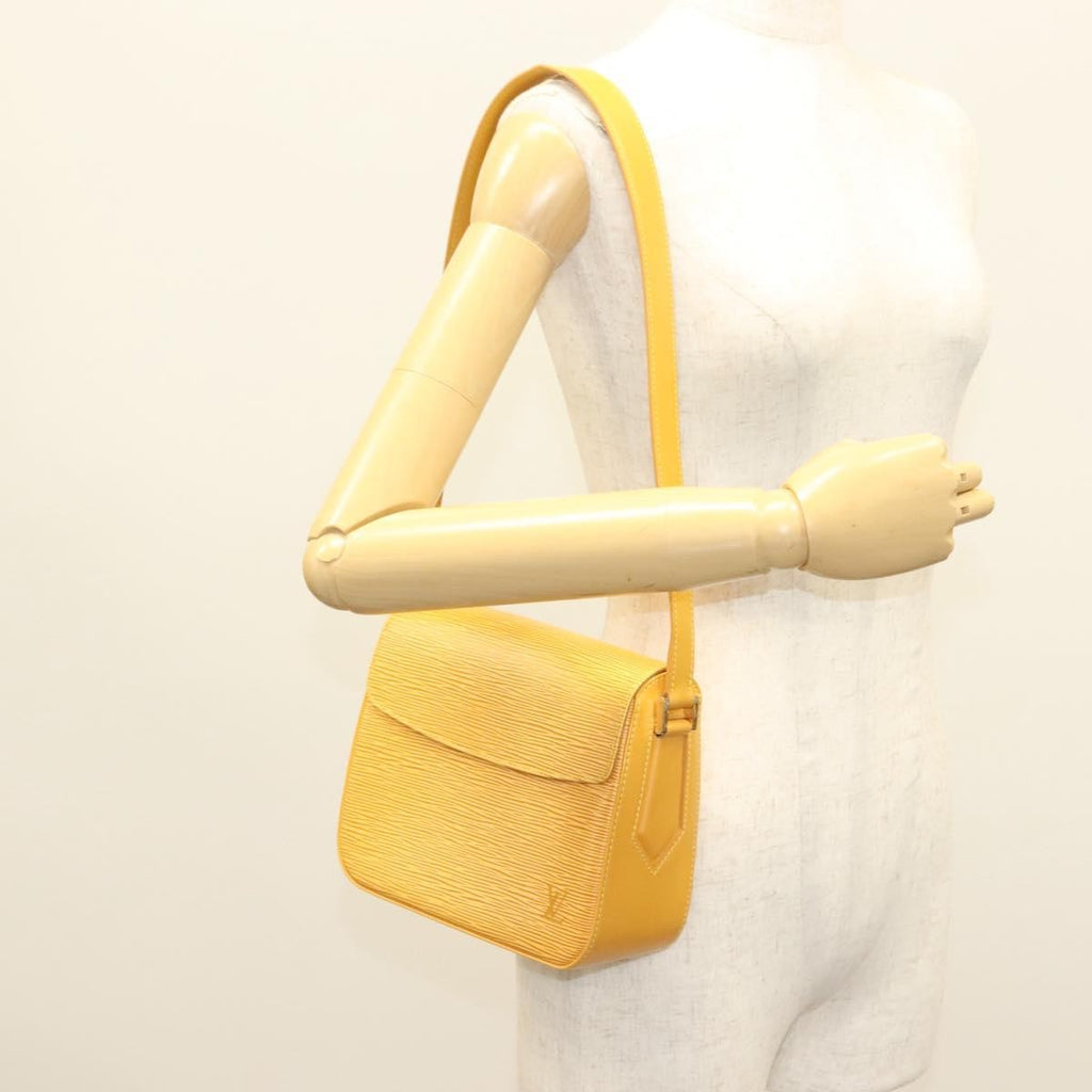 Louis Vuitton Buci Handbag Epi Leather Yellow Leather Shoulder Bag Bag (Pre-Owned)