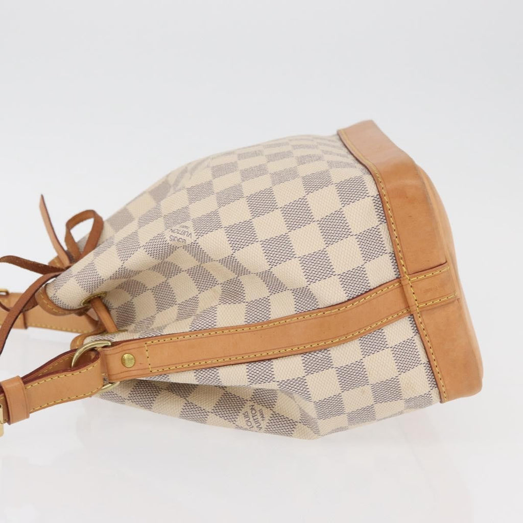Louis Vuitton Noe Handbag Damier White Canvas Handbag (Pre-Owned)