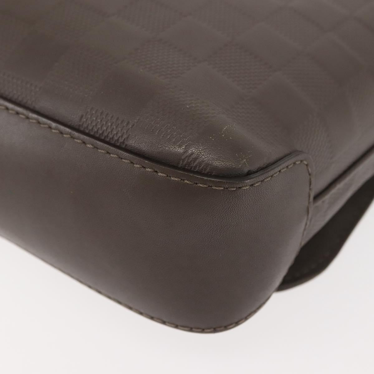 Louis Vuitton District Messenger Bag Damier Infini Leather Gray Leather Shoulder Bag Bag (Pre-Owned)