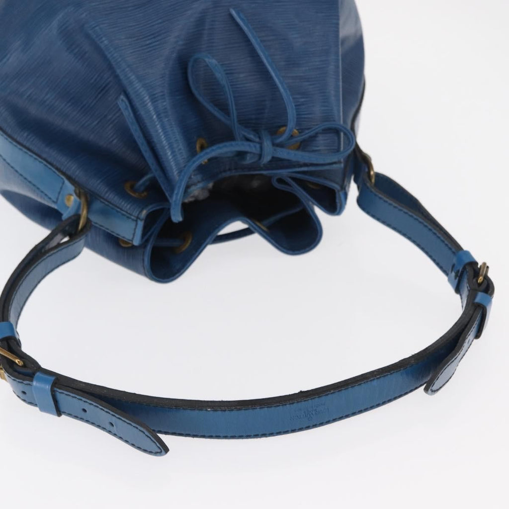 Louis Vuitton Noe Handbag Epi Leather Blue Leather Shoulder Bag Bag (Pre-Owned)