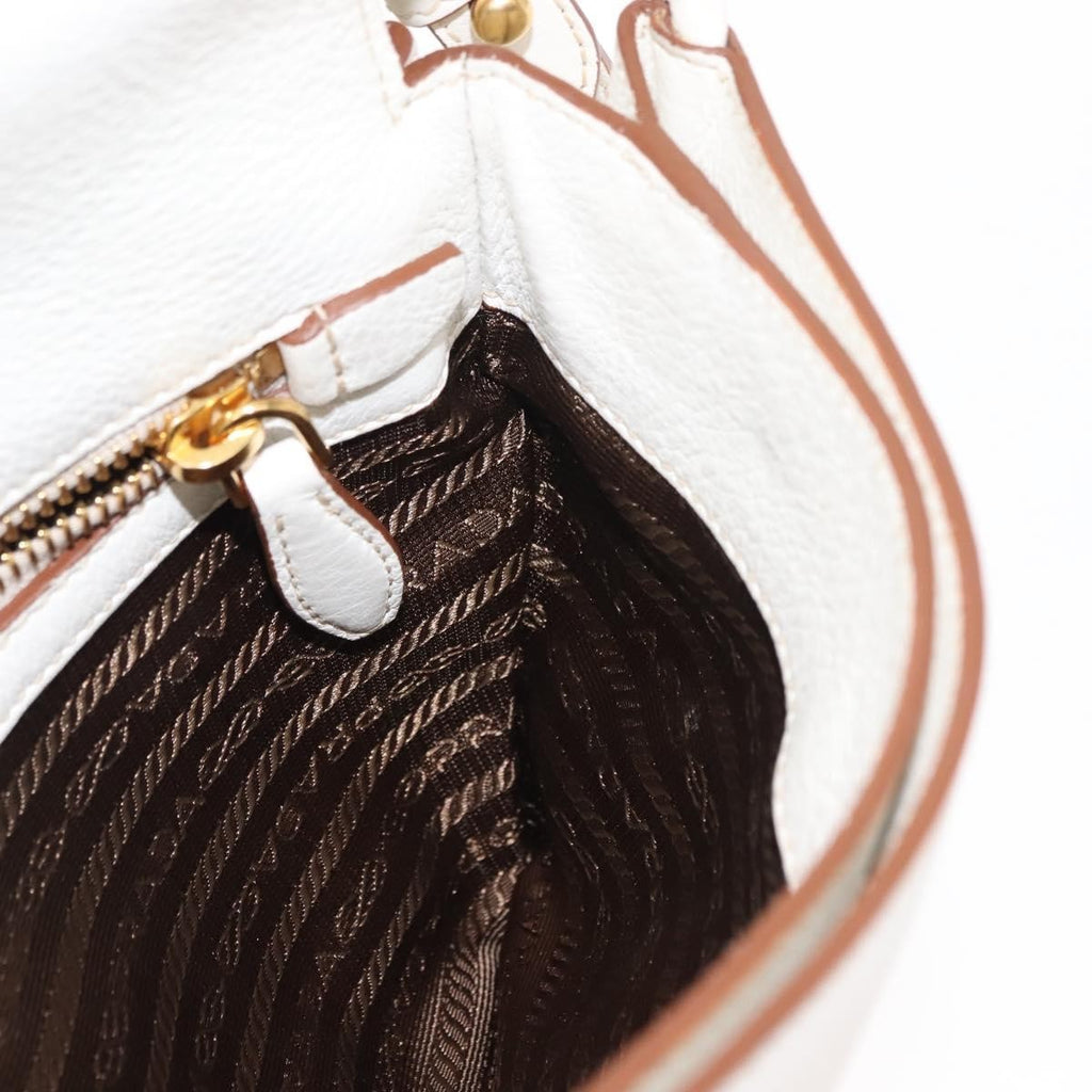 Prada Flap Crossbody Bag Vitello Daino White Leather Shoulder Bag Bag (Pre-Owned)