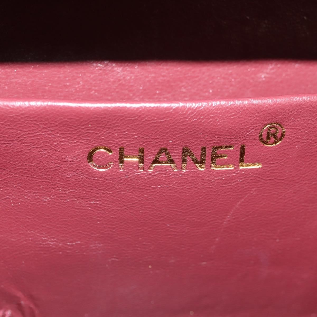 Chanel Matelasse Chain Shoulder Bag Leather Red Leather Shoulder Bag Bag (Pre-Owned)