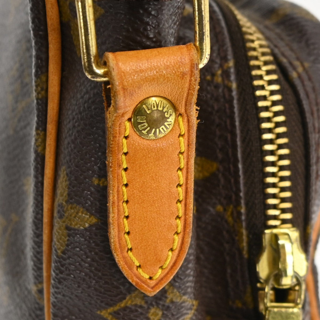 Louis Vuitton Amazone Bag Monogram Canvas Brown Canvas Shoulder Bag Bag (Pre-Owned)