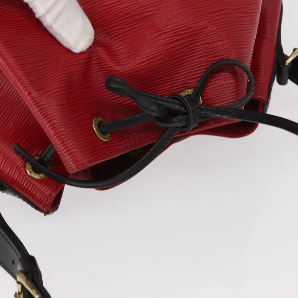 Louis Vuitton Bicolor Petit Noe Handbag Epi Leather Red Leather Shoulder Bag Bag (Pre-Owned)